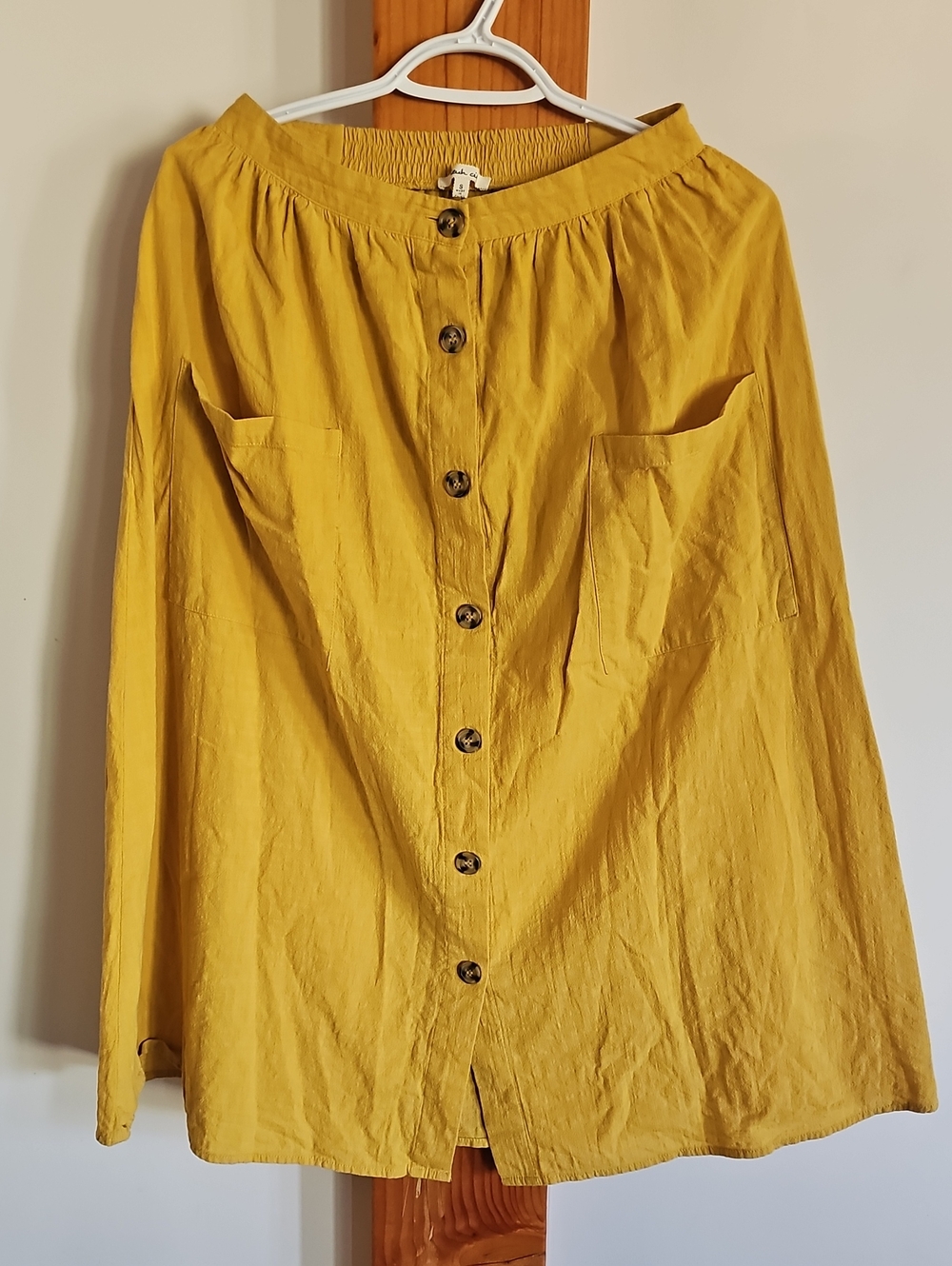 Women's Mustard Button-Front Skirt with Pockets